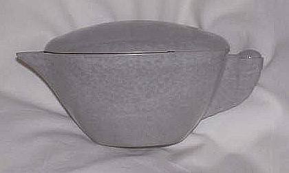 Kitchenwre/Gray Melmac Lidded Creamer