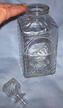 Glass/Old Mr. Boston Liquor Decanter Square With Molded Swirls