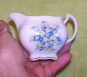 Porcelain Schumann Auzberg Germany Creamer