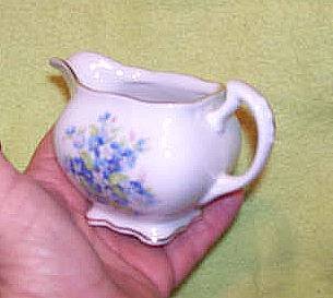 Porcelain Schumann Auzberg Germany Creamer