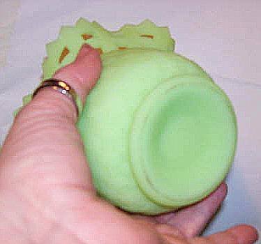 Glass/Fenton 1970's Small Green Custard Glass Vase
