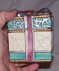 Christmas/Fitz&Floyd Porcilain Gift (Trinket)Box