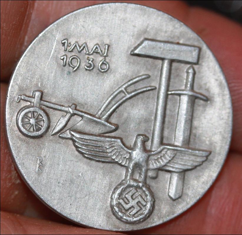 German WWII Mai Day Workers alumminum pin 1936