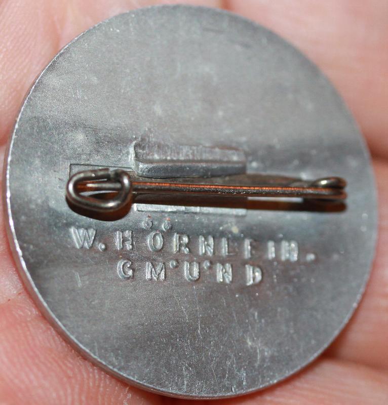 German WWII Mai Day Workers alumminum pin 1936