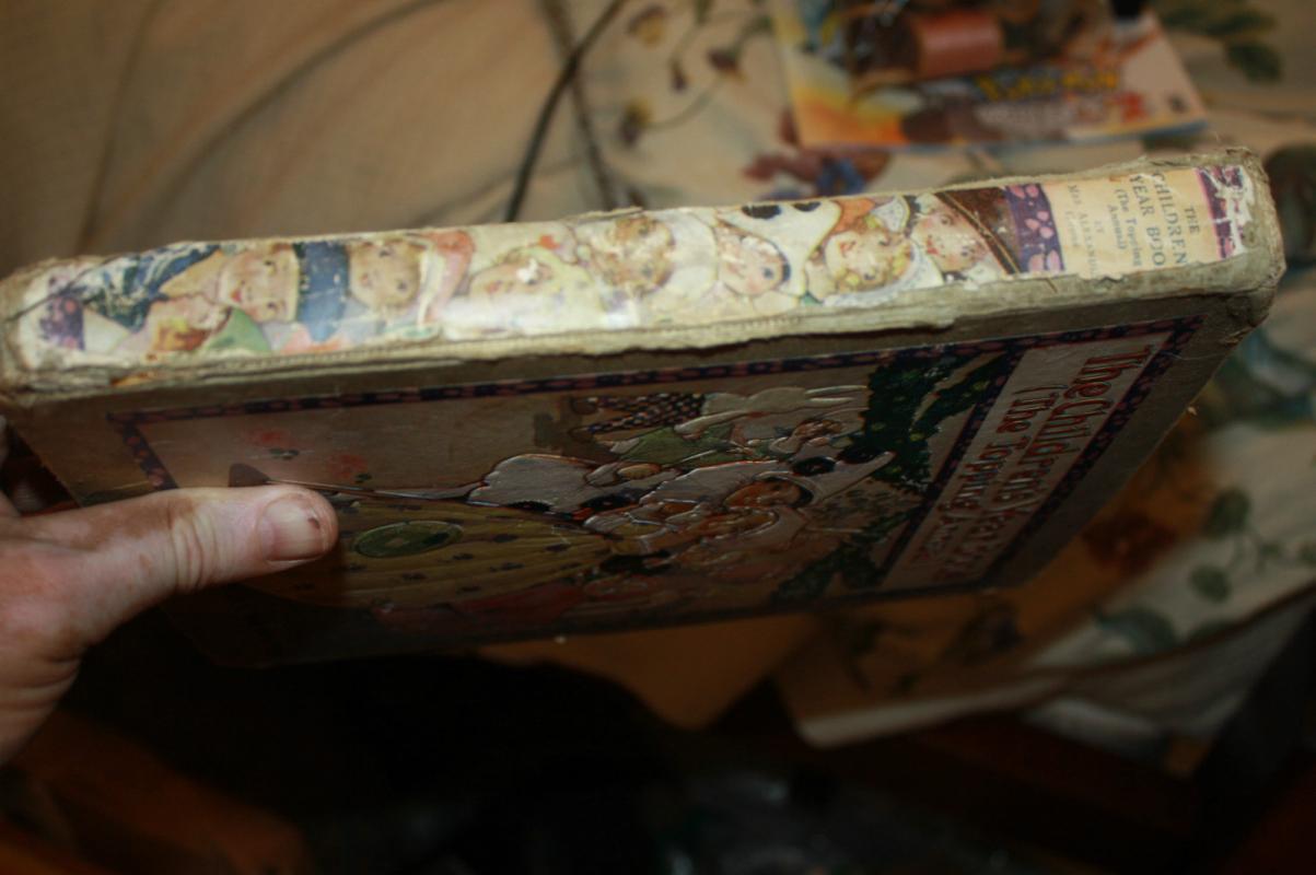 Children's Collectible Yearbook Topping Annual 1919