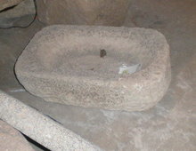 Oval Basin Stone Auge