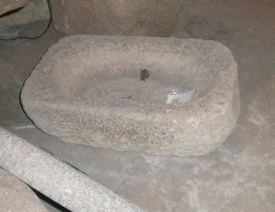 Oval Basin Stone Auge