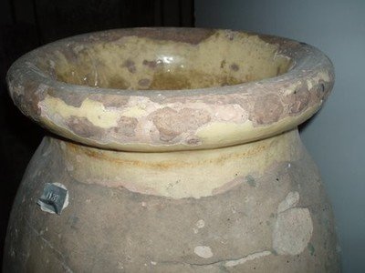 Petite Biot Pot