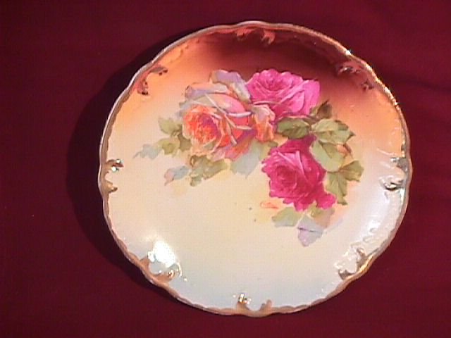 China-Hand Painted Porcelain Display Plate of Roses