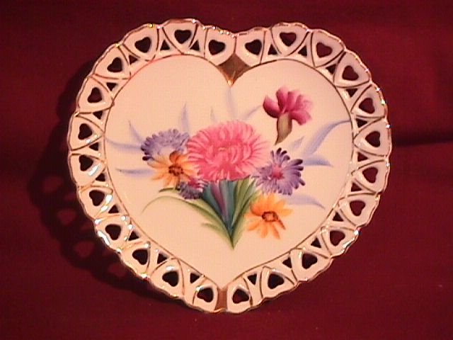 Porcelain Hand-Painted (Heart Shape) Wall Plaque