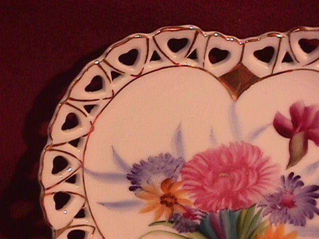 Porcelain Hand-Painted (Heart Shape) Wall Plaque