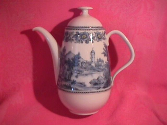 Eschenbach, Bavaria Porcelain Coffee Pot