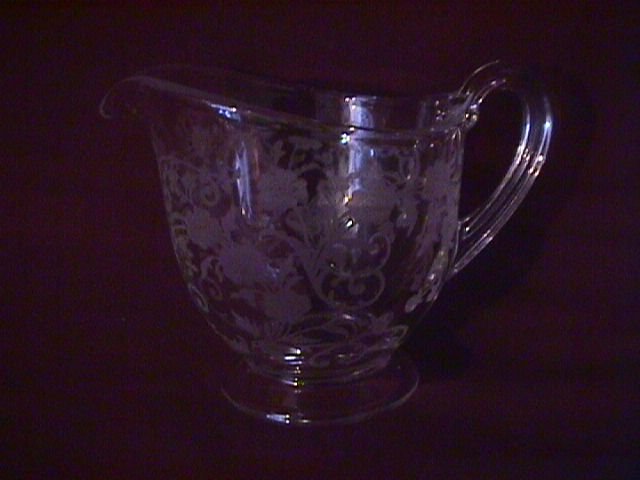 Fostoria=Elegant Glass