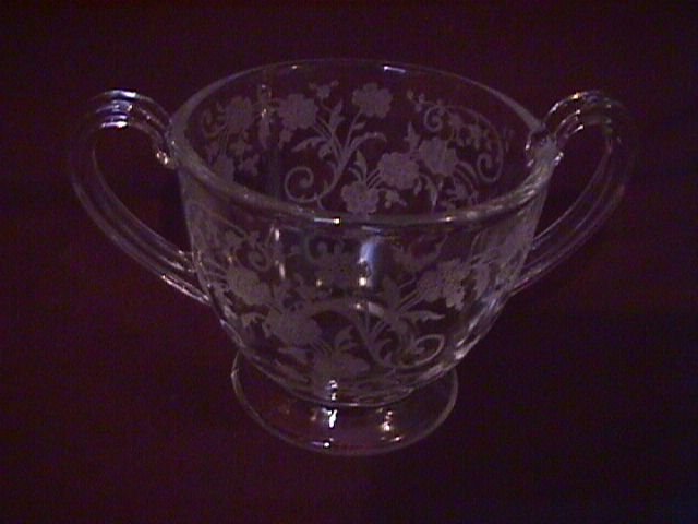 Fostoria=Elegant Glass
