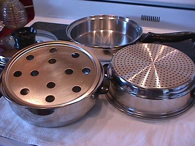 Chef's Ware-Townecraft Stainless Saucepan & Lid + 2=Separate Pots & a Steam Tray