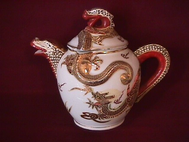 Dragon Ware Teapot (Demitasse)