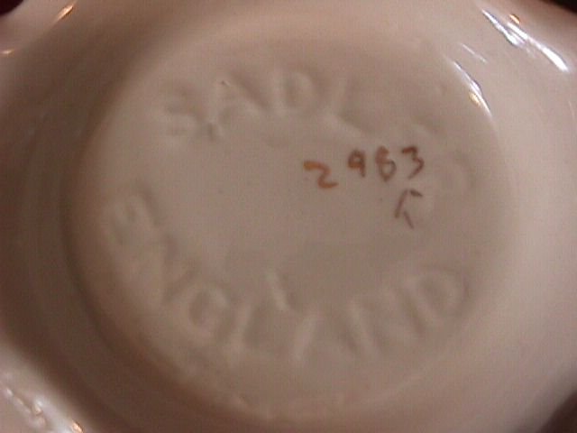 Sadler England Covered Teapot