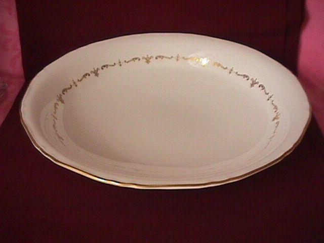 Royal Worcester (Gold Chantilly) Rare=Pasta Bowl