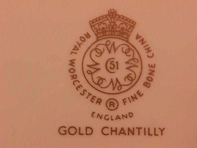 Royal Worcester (Gold Chantilly) Rare=Pasta Bowl