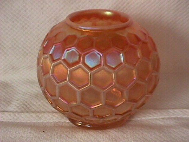 Dugan Carnival Glass (Honeycomb) Rosebowl (Peach Opalescent)