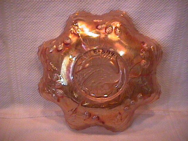 Fenton Carnival Glass (Peacock at the Urn With Bee) Bowl (Marigold)