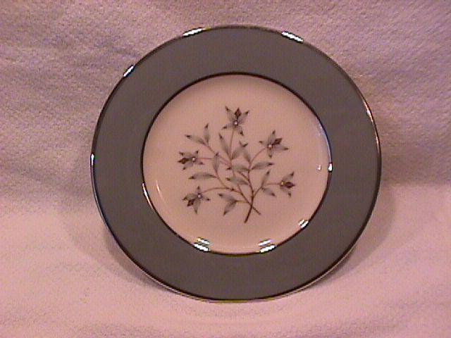 Lenox Fine China (Kingsley) Cake Plate