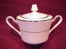 Noritake Fine China (Marseille)=#7550 Covered Sugar
