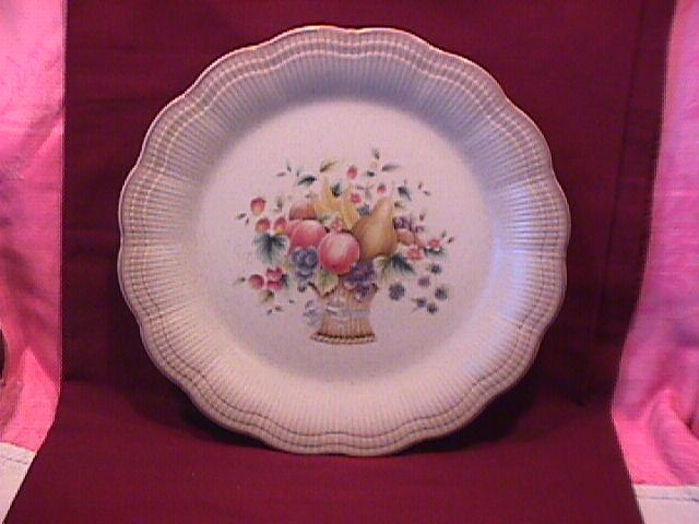 Mikasa Fine China (Welcome) Dinner Plate