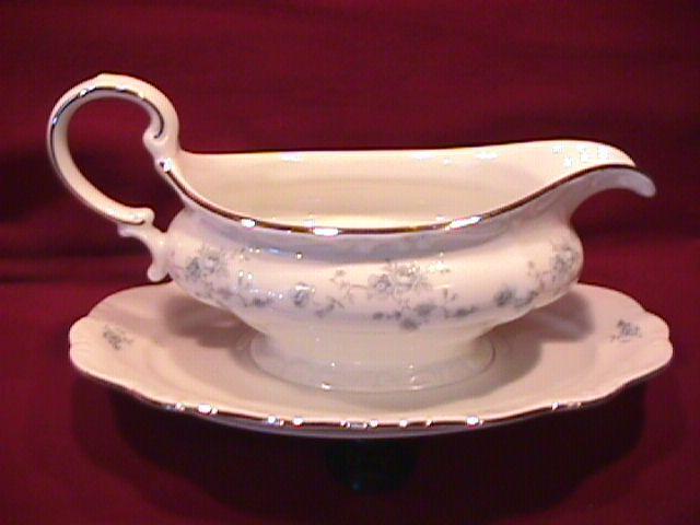 Johann Haviland Bavaria (Blue Garland) Gravy Boat