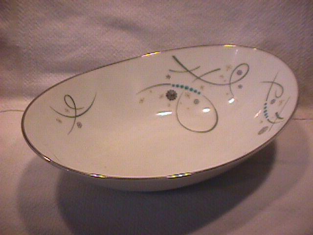 Noritake Fine China (Desiree)=#5632 Oval Vegetable