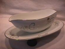 Noritake Fine China (Desiree)=#5632 Gravy Boat