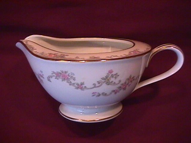 Noritake Fine China (Windsor)=#5924 Creamer