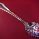 Wallace Stainless (Classic Bead) 18/10-Gold Accented=Sugar Shell