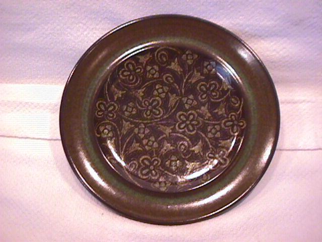 Franciscan (Madeira) Cake Plate