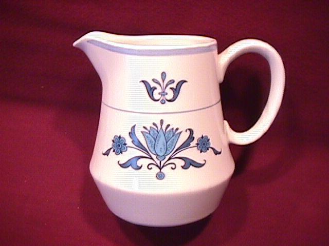 Noritake Fine China (Blue Haven) Creamer