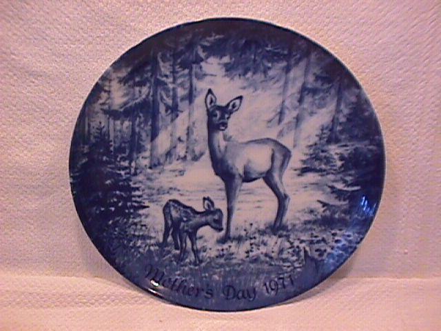 Royale Blue Winter China (Mothers Day 1971) Display Plate