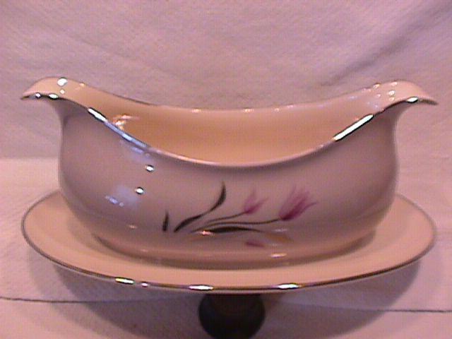 Franciscan Fine China (Claremont) Gravy Boat
