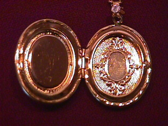 Religious (Praying Hands) Locket Necklace
