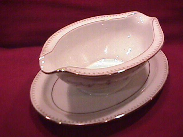 Noritake Fine China (Fairmont) #6102-Gravy