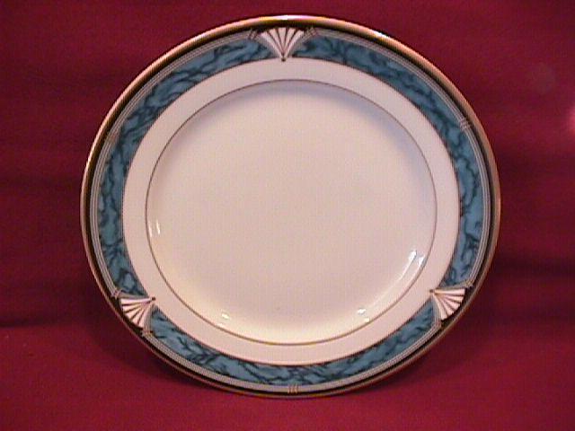 Gorham Fine China (Edgemont Gold) Cake Plate