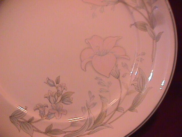 Noritake-Keltcraft-Fine China (Dreamer) Dinner Plate