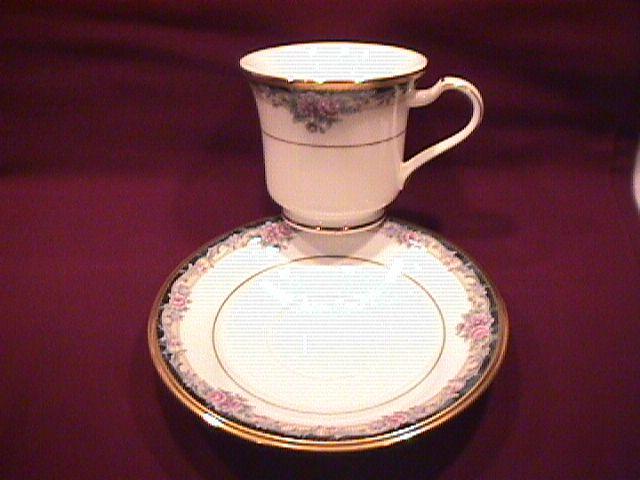 Noritake Bone China (Mi Amor) #4717 Cup & Saucer