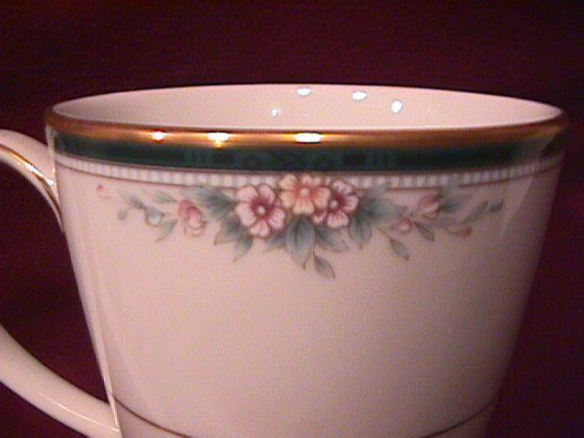 Noritake Fine China ( Landon #4111) Mug