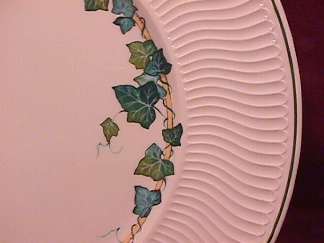 Villeroy & Boch Fine Porcelaine (Green Park) Dinner Plate