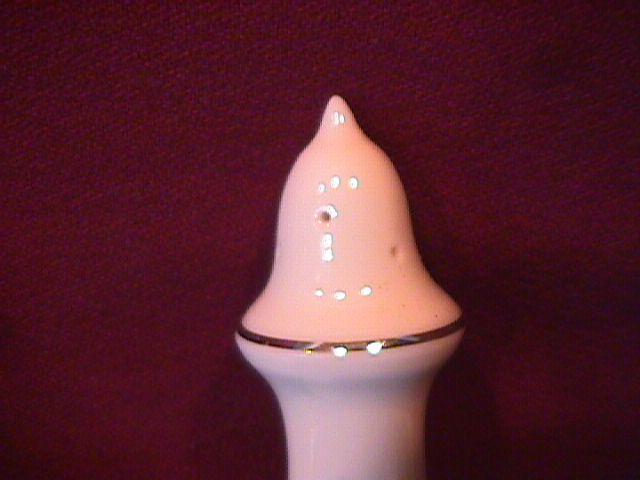 Lenox Fine China (Essex) Salt & Pepper Set