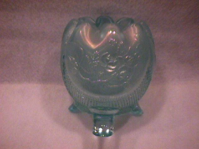 Northwoods Carnival Glass (Finecut & Roses) Rosebowl-Frosty Ice Blue