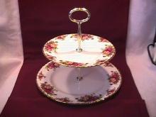 Royal Albert (Old Country Roses) 2-Tiered Tid-Bit Server