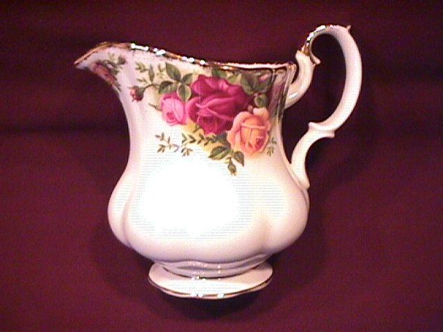 Royal Albert (Old Country Roses) Creamer