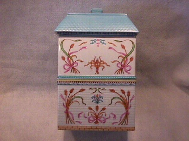 Lenox Fine Porcelain (The Lenox Village) Flour Canister