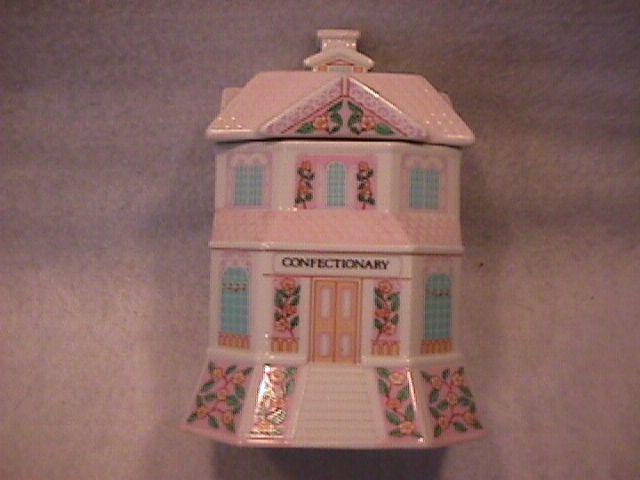 Lenox Fine Porcelain (The Lenox Village Confectionary) Covered Sugar